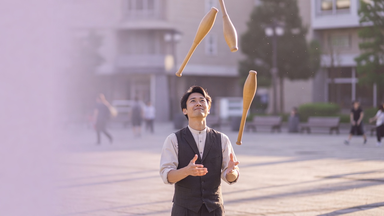 大道芸人のホームページ作成イメージ